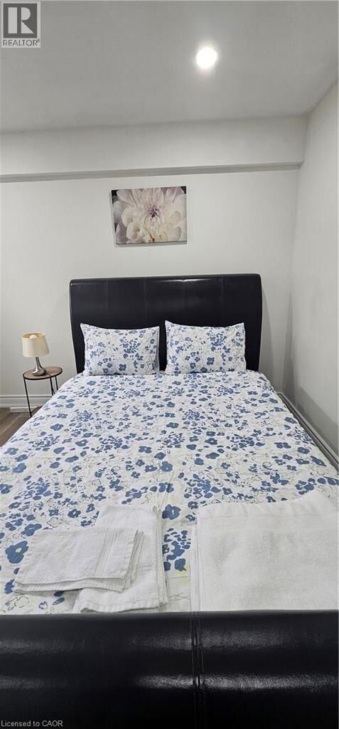 Property Photo:  14 Gourlay Farm Lane B  ON N0B 1E0 