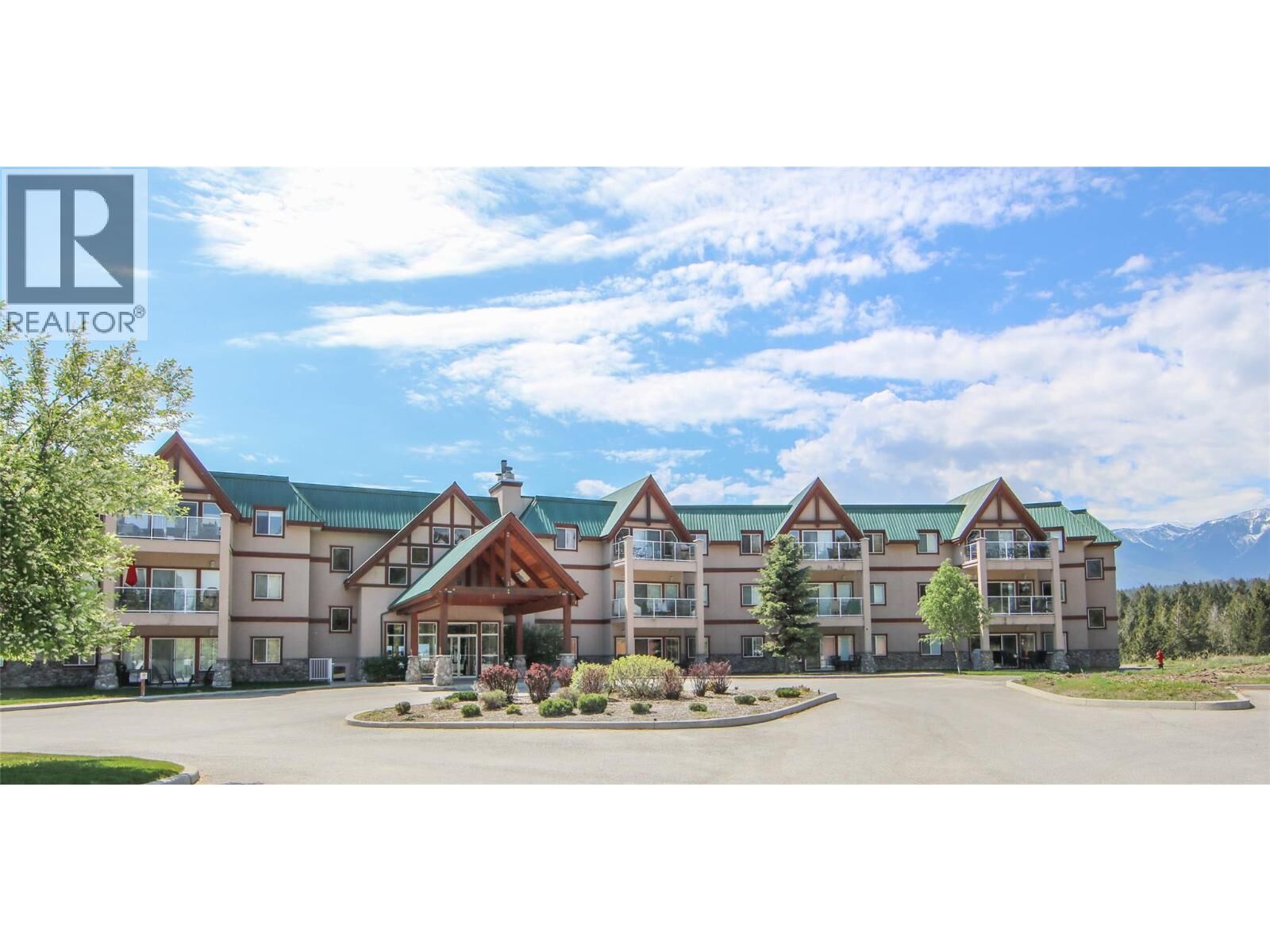 Property Photo: 701 14A Crescent 336I BC V0A 1K0