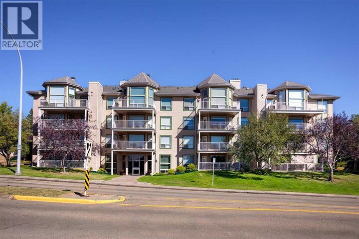 Property Photo: 4615 50 Street AB T4V 4P5