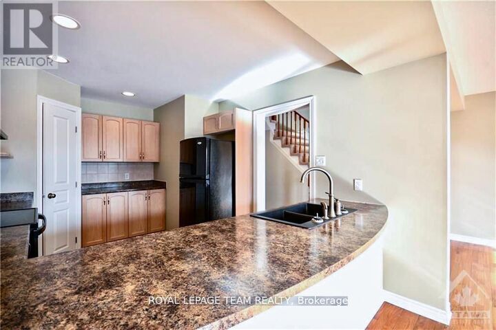 Property Photo:  234 Tandalee Crescent  ON K2M 0A2 