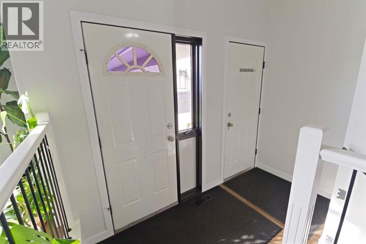 Property Photo: 4645 Majestic Place AB T1G 1E3