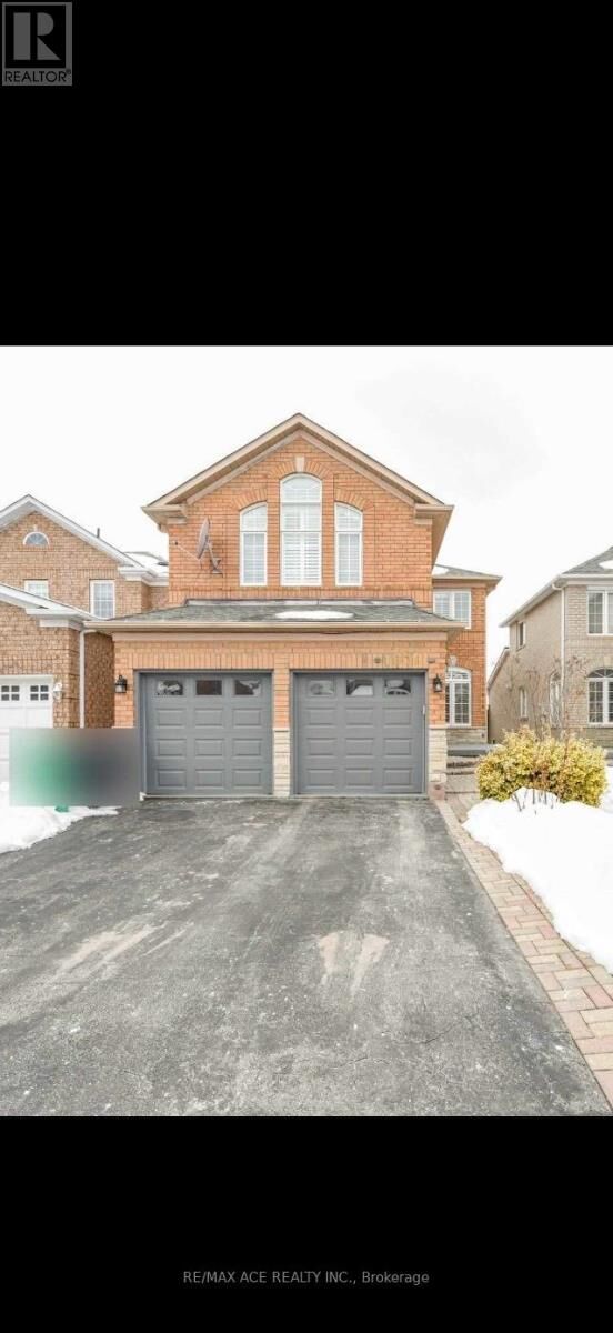 Property Photo: 1079 Bluehorn Boulevard Main ON L5V 2J9