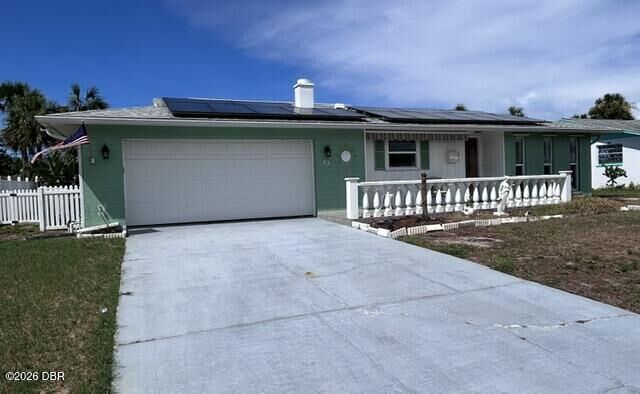 Property Photo: 33 Wisteria Drive FL 32176