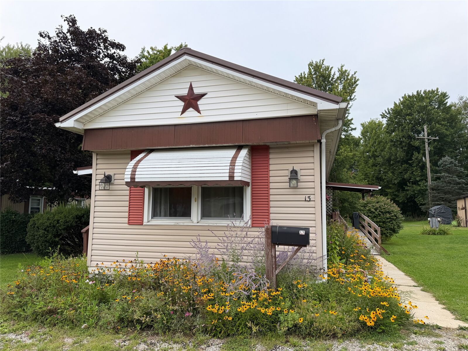 Property Photo:  13 Circle Drive  PA 16401 