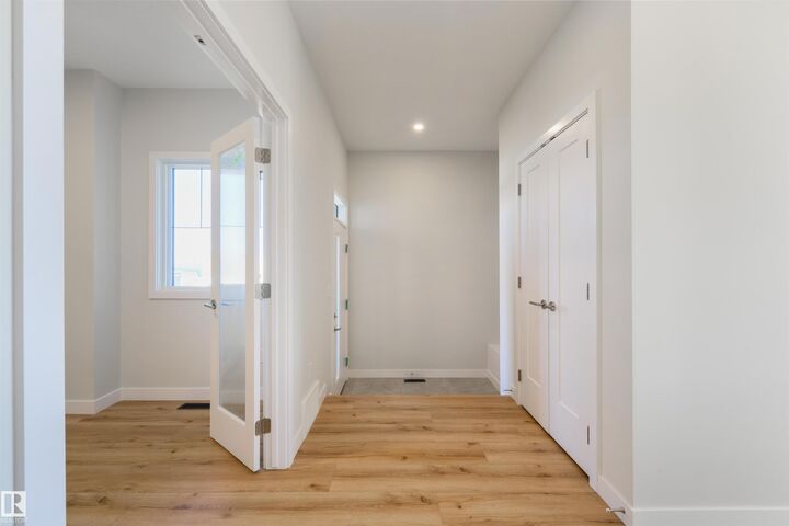 Property Photo: 1443 Osprey Crest NW AB T5S 0H7