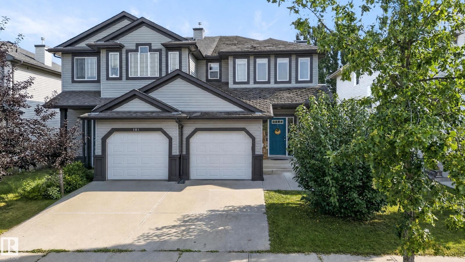 Property Photo:  103 Birch Place  AB T8L 0A5 