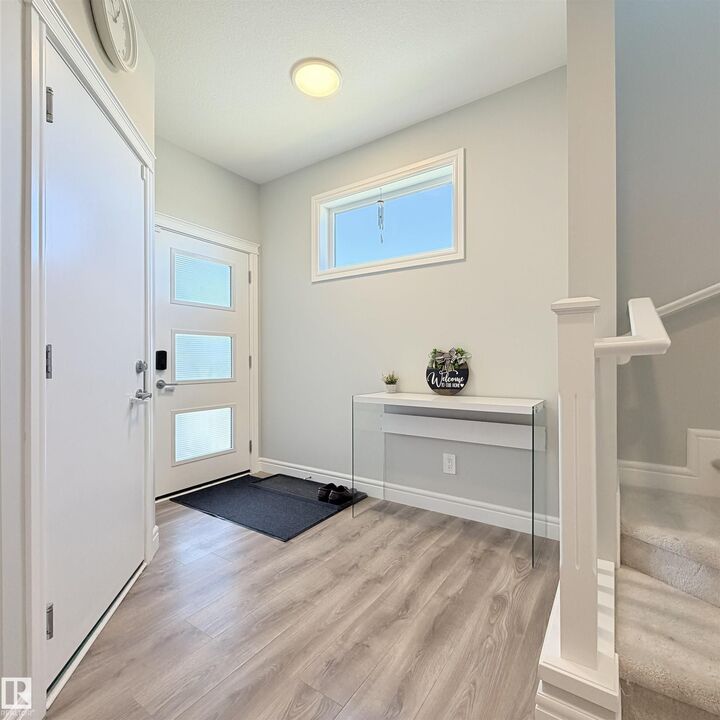 Property Photo:  1003 Goldfinch Way NW  AB T5S 0P9 