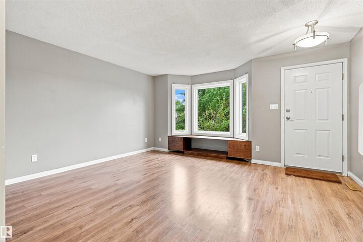 Property Photo:  5321 43 Street  AB T9M 2A3 