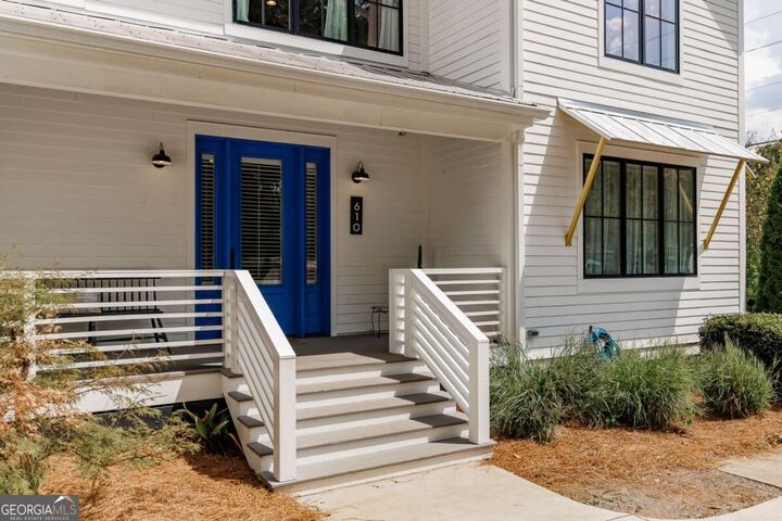 Property Photo:  610 Holman Avenue  GA 30606 