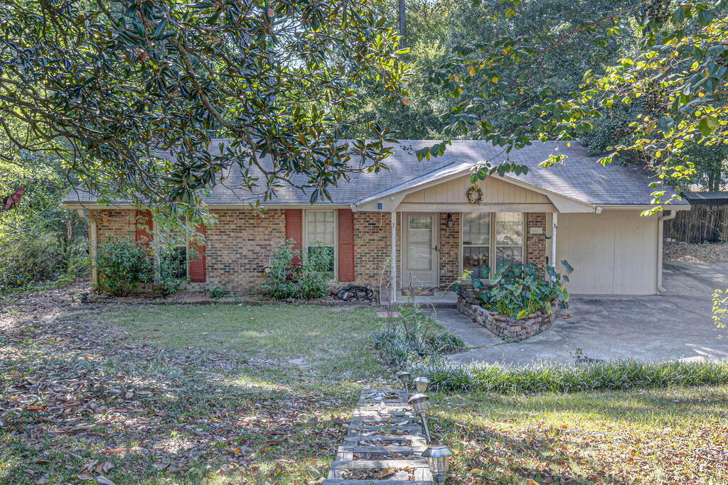 Property Photo:  6443 Gable Avenue  GA 31909 