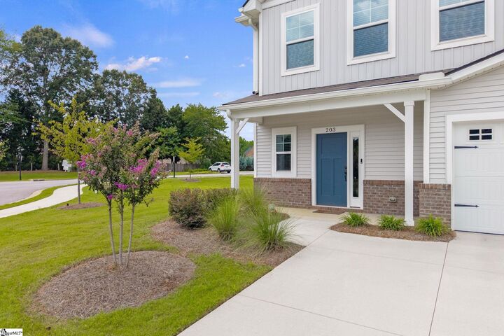 Property Photo: 203 Taylor Woods Court SC 29607