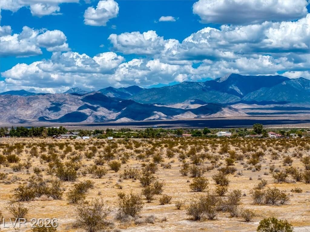 Property Photo:  7401 South Fox Avenue  NV 89061 