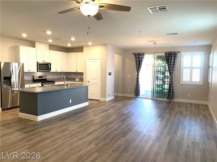 Property Photo: 2944 Capobella Avenue NV 89044