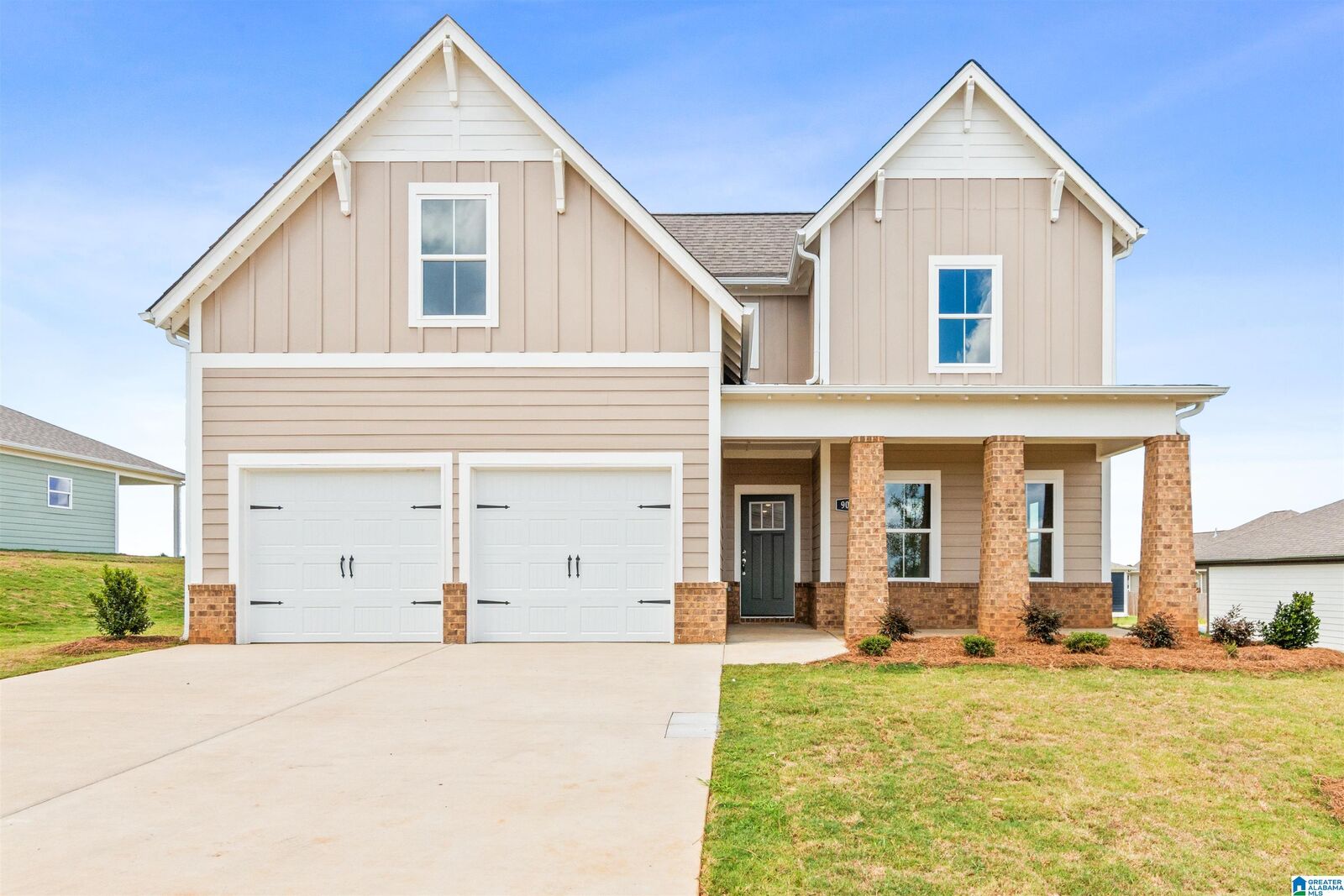 Property Photo: 216 Ridge Boulevard AL 35007