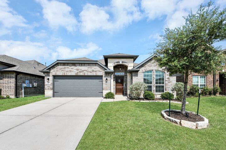Property Photo:  5186 Dry Hollow Drive  TX 77511 