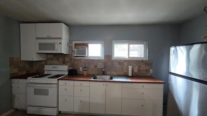 Property Photo:  117 Dresden B  TX 77012 