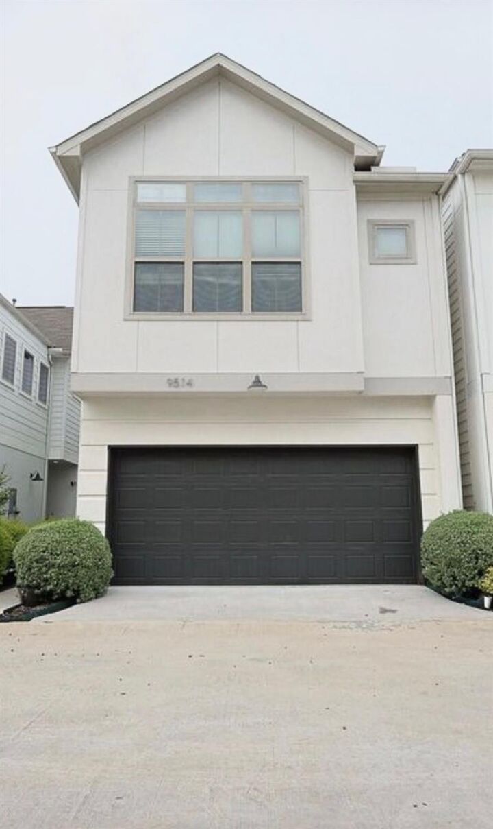 Property Photo: 9514 Retriever Way TX 77055