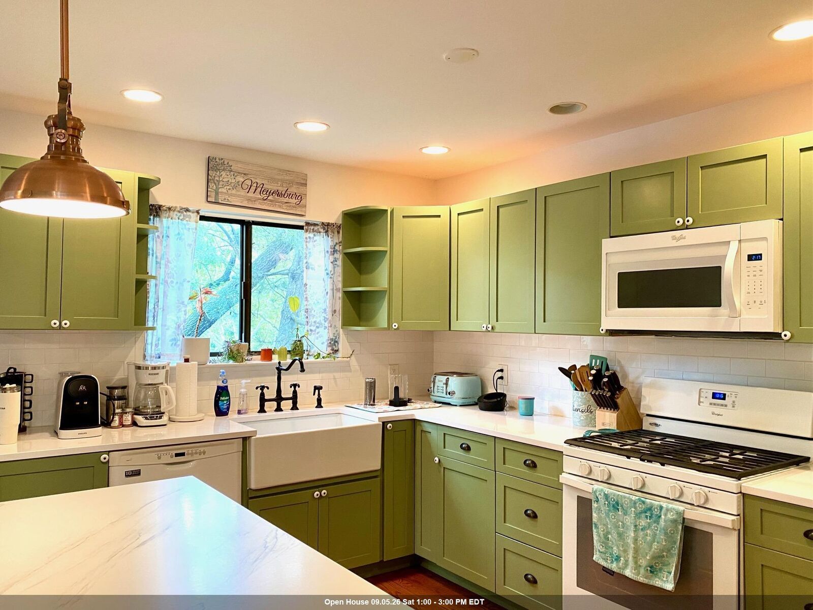 Property Photo:  586 Sanderling Ct  NJ 07094 