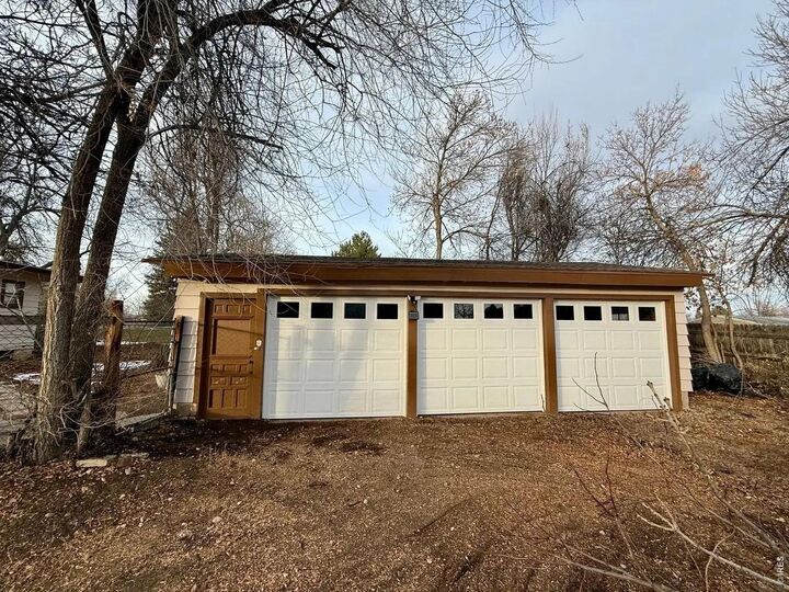Property Photo: 1916 S Taft Hill Rd CO 80526