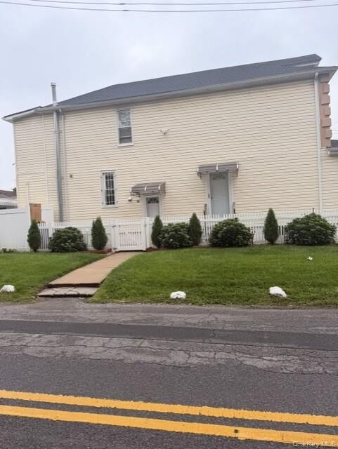 Property Photo:  133-01 Cranston St 2  NY 11434 