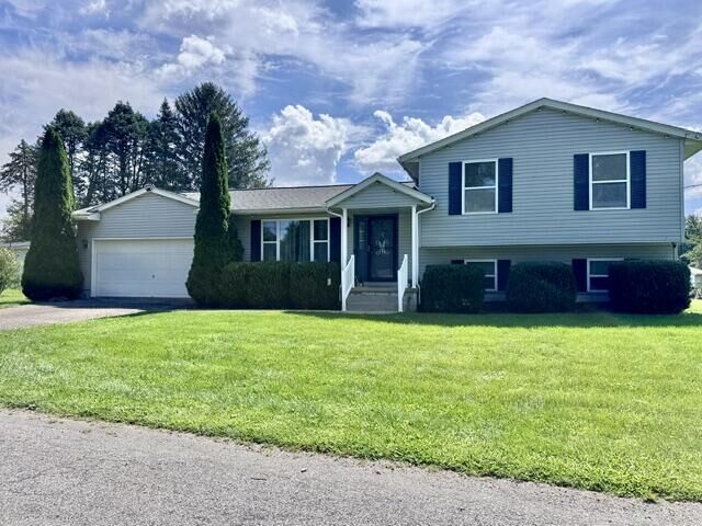 Property Photo: 326 Greeley St OH 44287