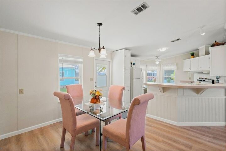 Property Photo:  693 Riverview Circle  FL 34287 
