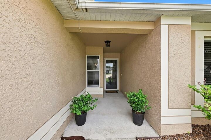Property Photo:  13203 Prestwick Creek Drive  FL 33579 