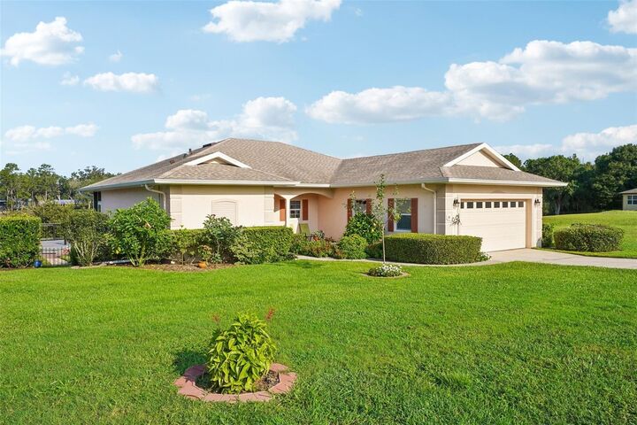 Property Photo:  81 Fairway Circle  FL 32784 