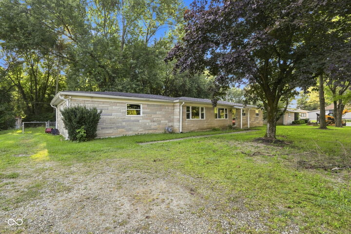 Property Photo:  1005 S Franklin Road  IN 46239 