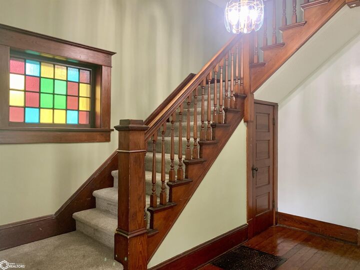 Property Photo:  410 S Starr Avenue  IA 52601 