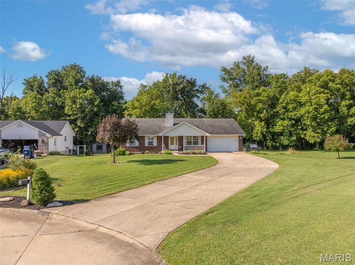 Property Photo:  39 Scarlet Oak Court  MO 63379 