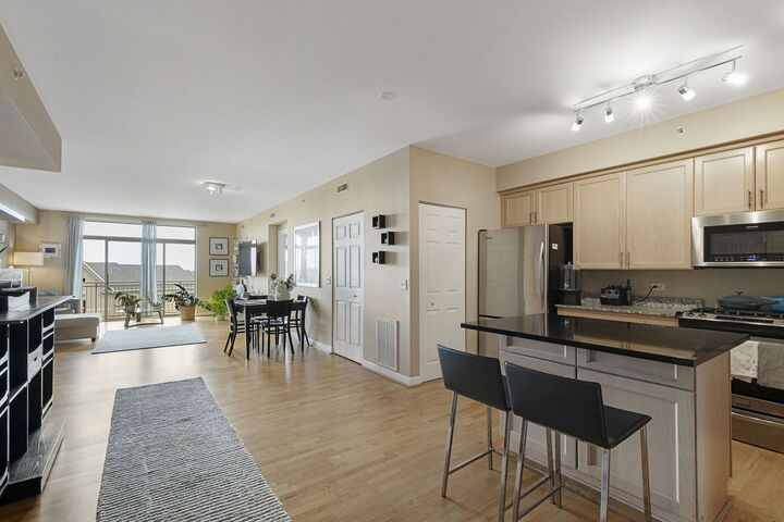Property Photo: 8300 Callie Avenue 601 IL 60053