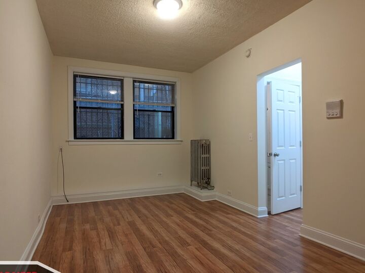Property Photo: 1742 N Humboldt Boulevard 104 IL 60647