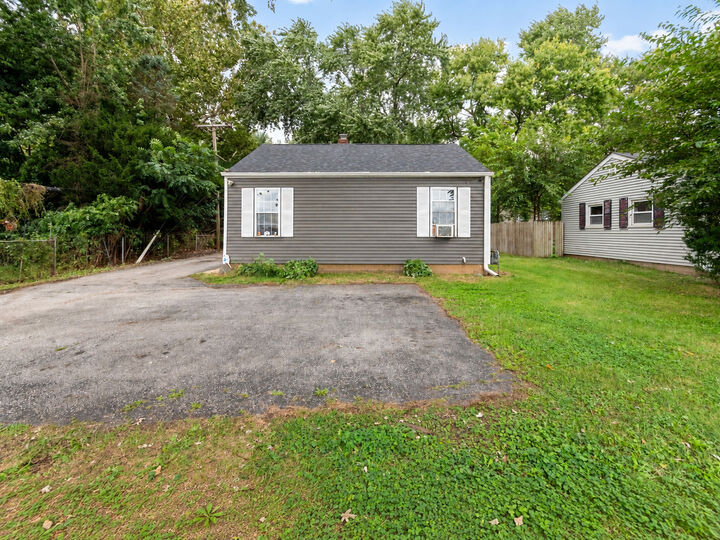 Property Photo:  9S836 State Route 47  IL 60554 