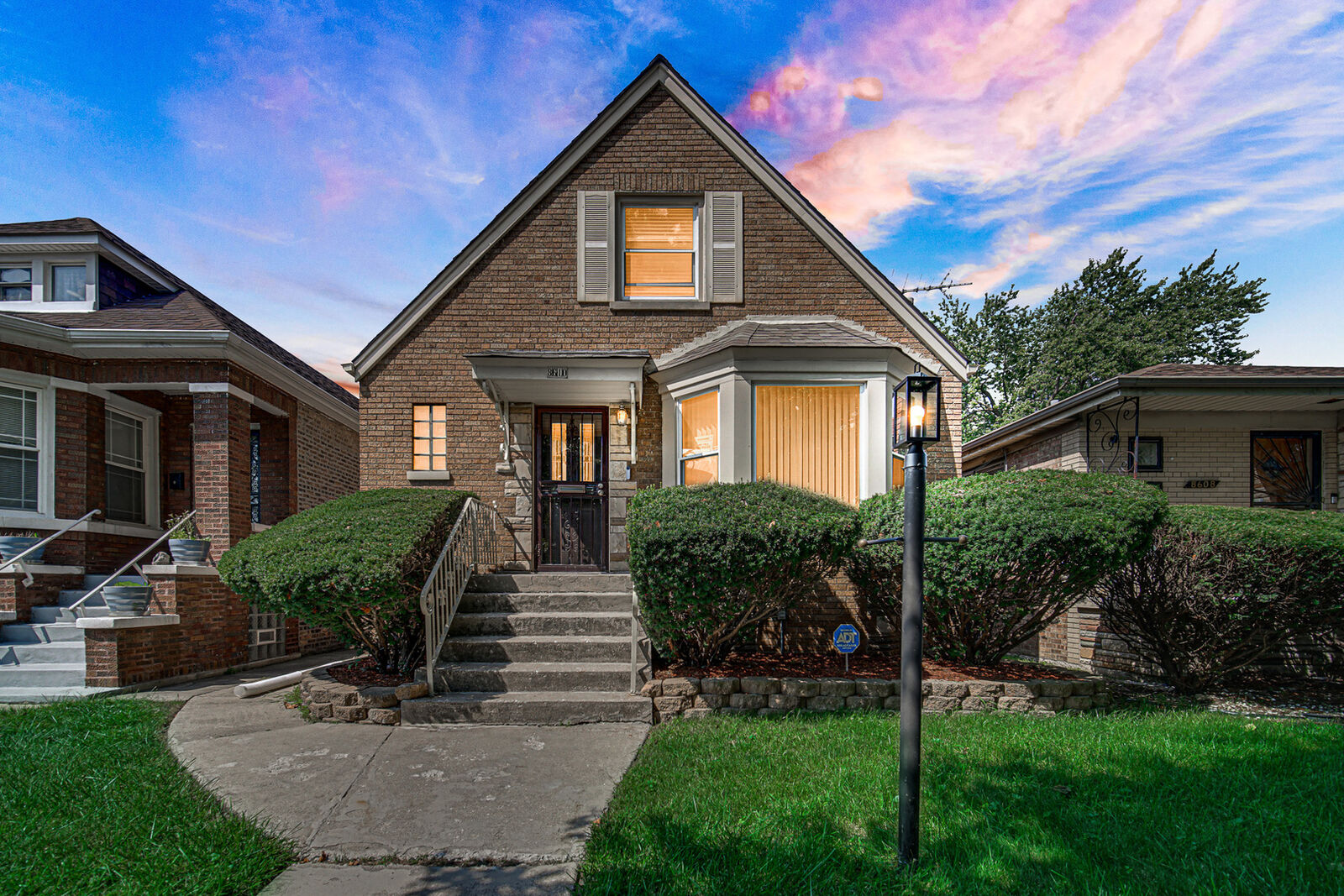 Property Photo:  8610 S Vernon Avenue  IL 60619 