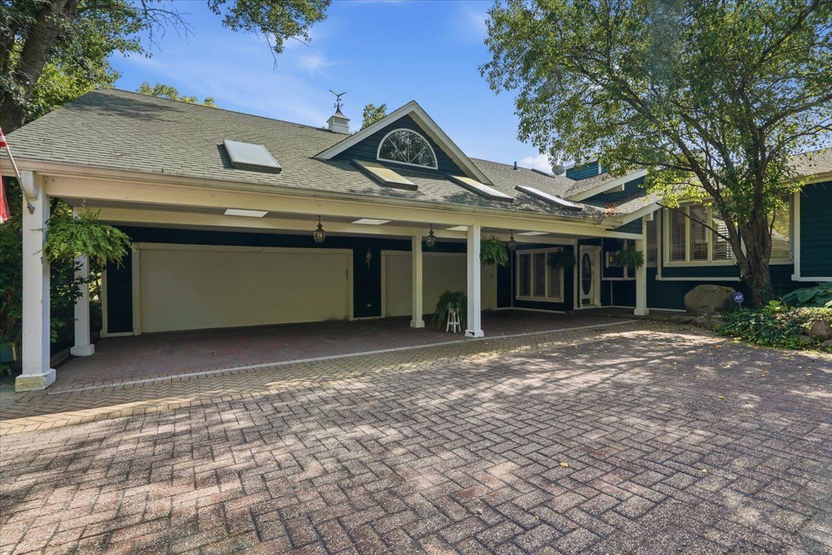 Property Photo:  5816 Il Route 173  IL 60071 