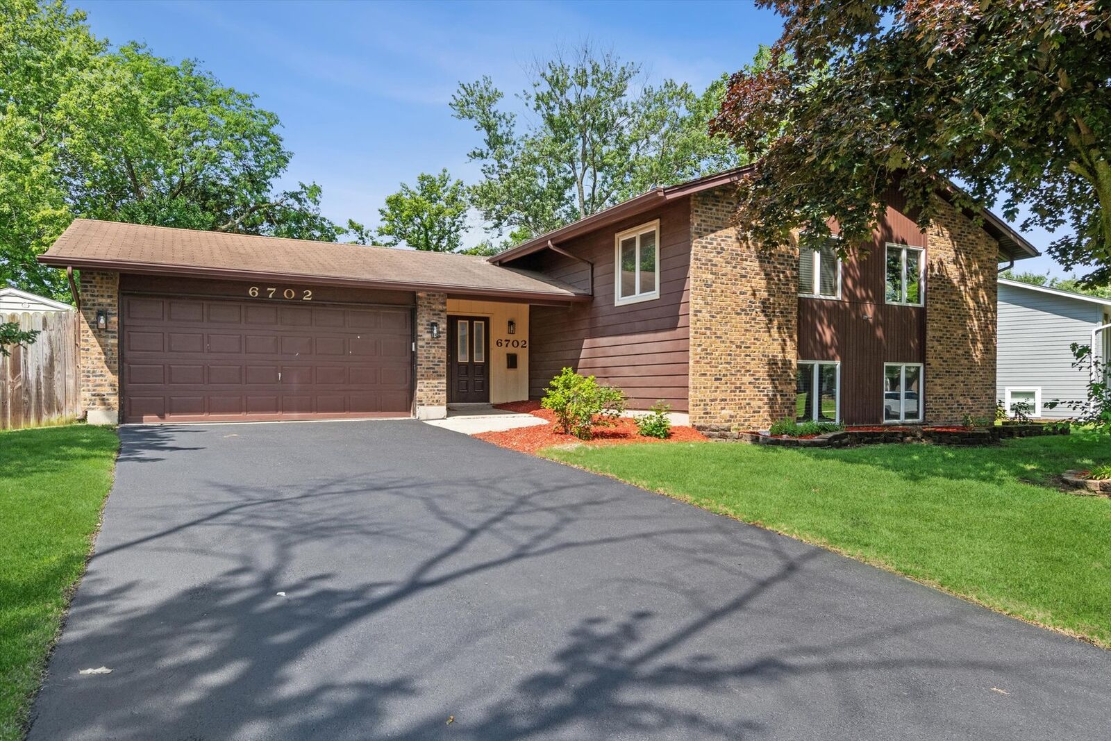 Property Photo:  6702 Pershing Court  IL 60517 