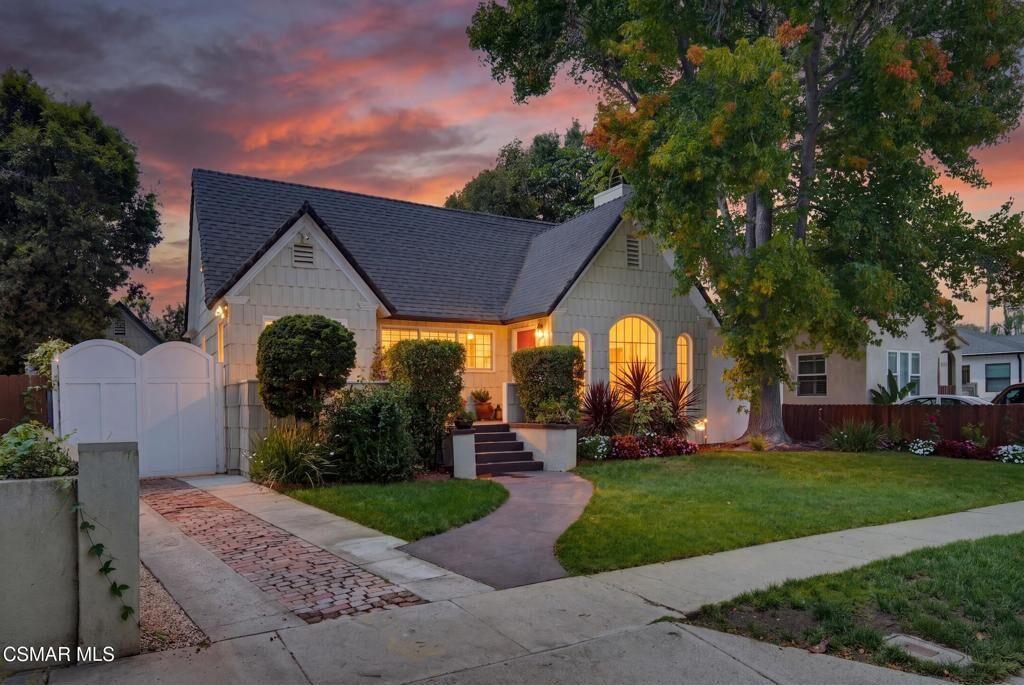 Property Photo:  3935 Alla Road  CA 90066 