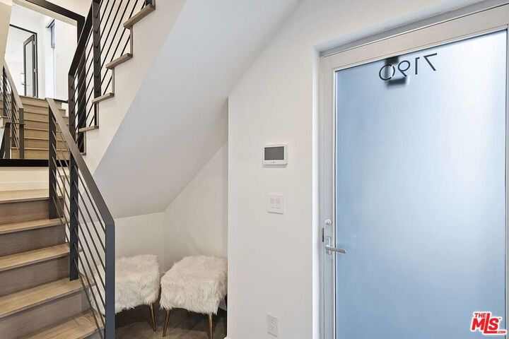 Property Photo: 7190 Formosa Fusion Court CA 90046