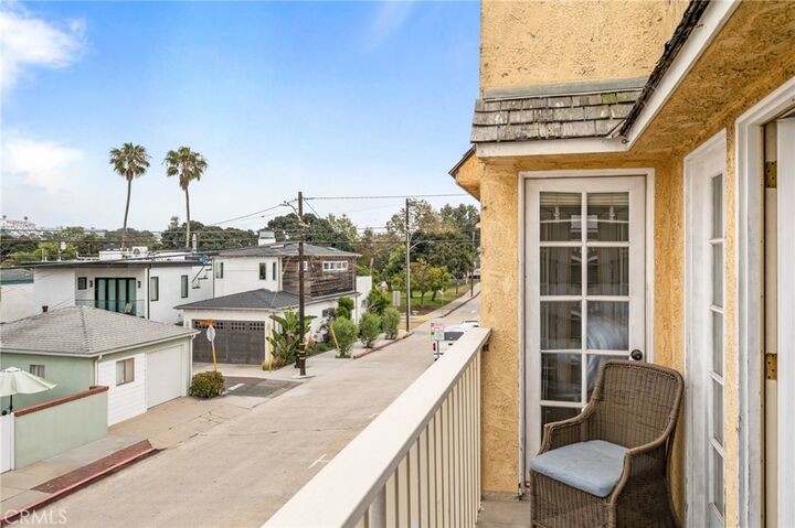 Property Photo: 358 28th CA 90254