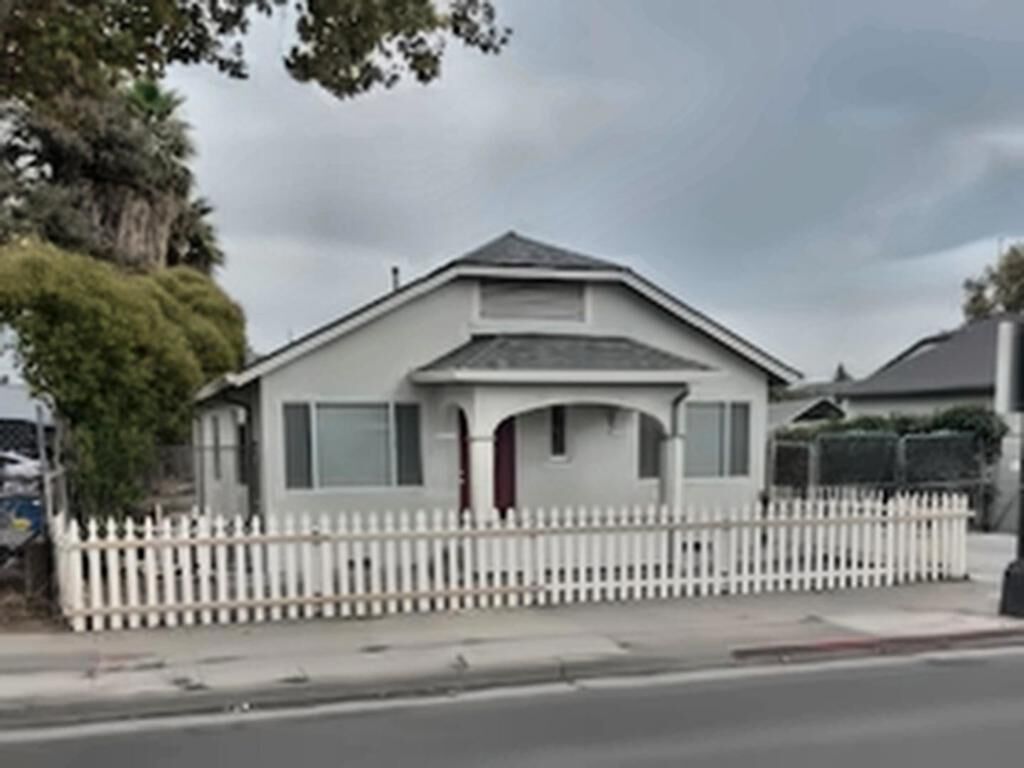 Property Photo: 2056 Alum Rock Avenue CA 95116