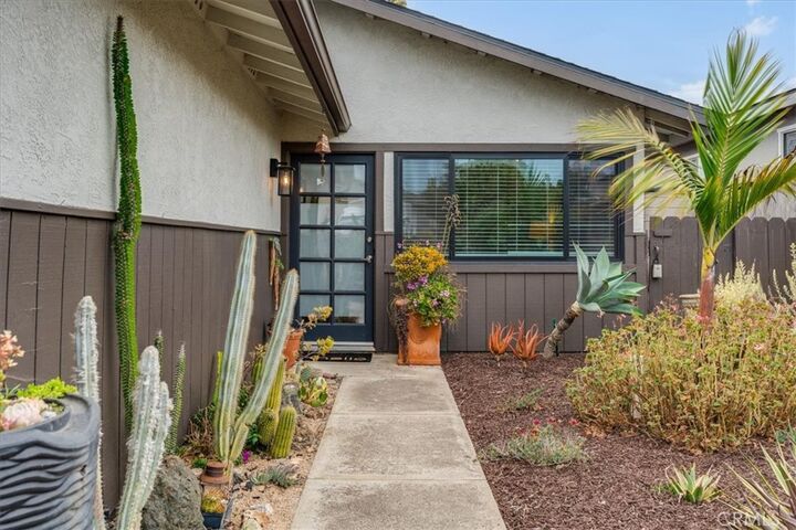 Property Photo:  1536 15th  CA 93402 