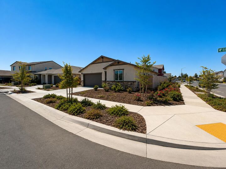 Property Photo: 1254 Strawberry Drive CA 95993