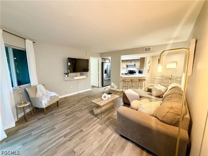 Property Photo: 3100 Seasons Way 116 FL 33928
