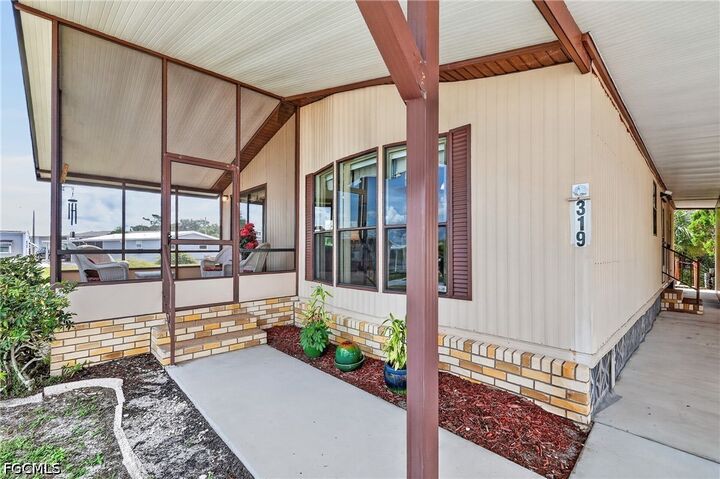 Property Photo:  319 Shrub Lane S  FL 33917 