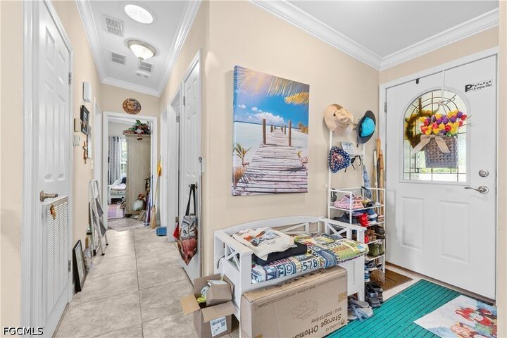 Property Photo:  4826 Sandpiper Drive SW  FL 33956 