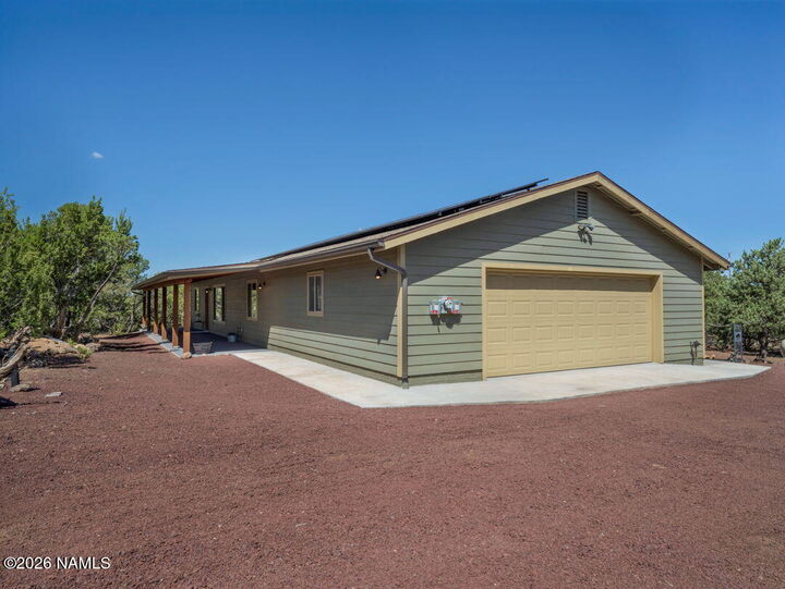 Property Photo:  2187 E Starry Night Way  AZ 86046 