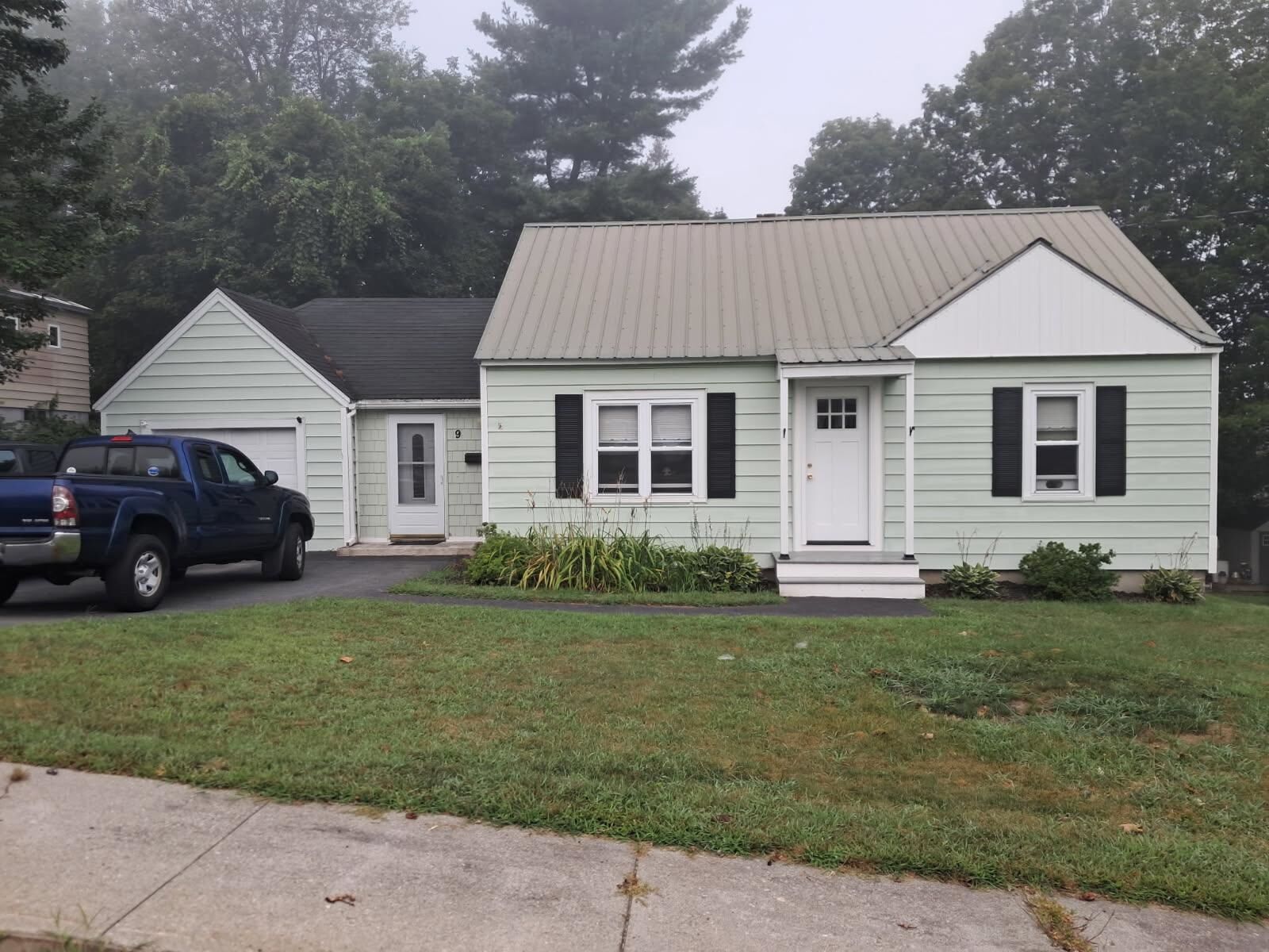 Property Photo: 9 Stone Avenue NH 03743