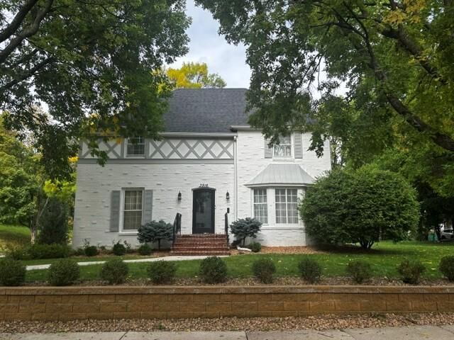 Property Photo: 3916 W 28th Street MN 55416
