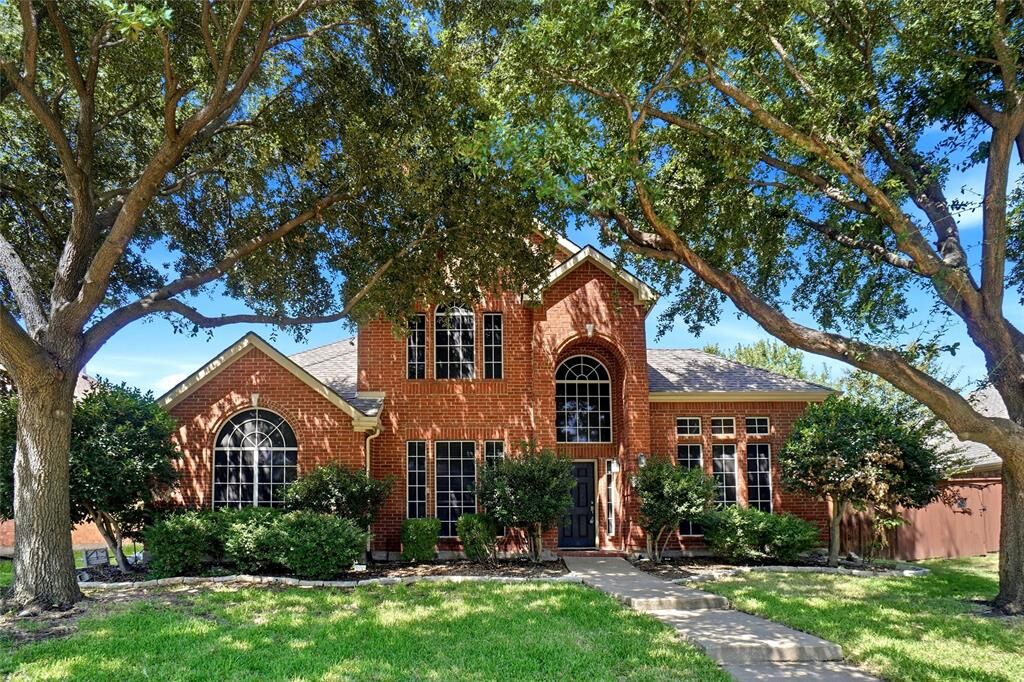 Property Photo: 8431 Firewheel Lane TX 75036